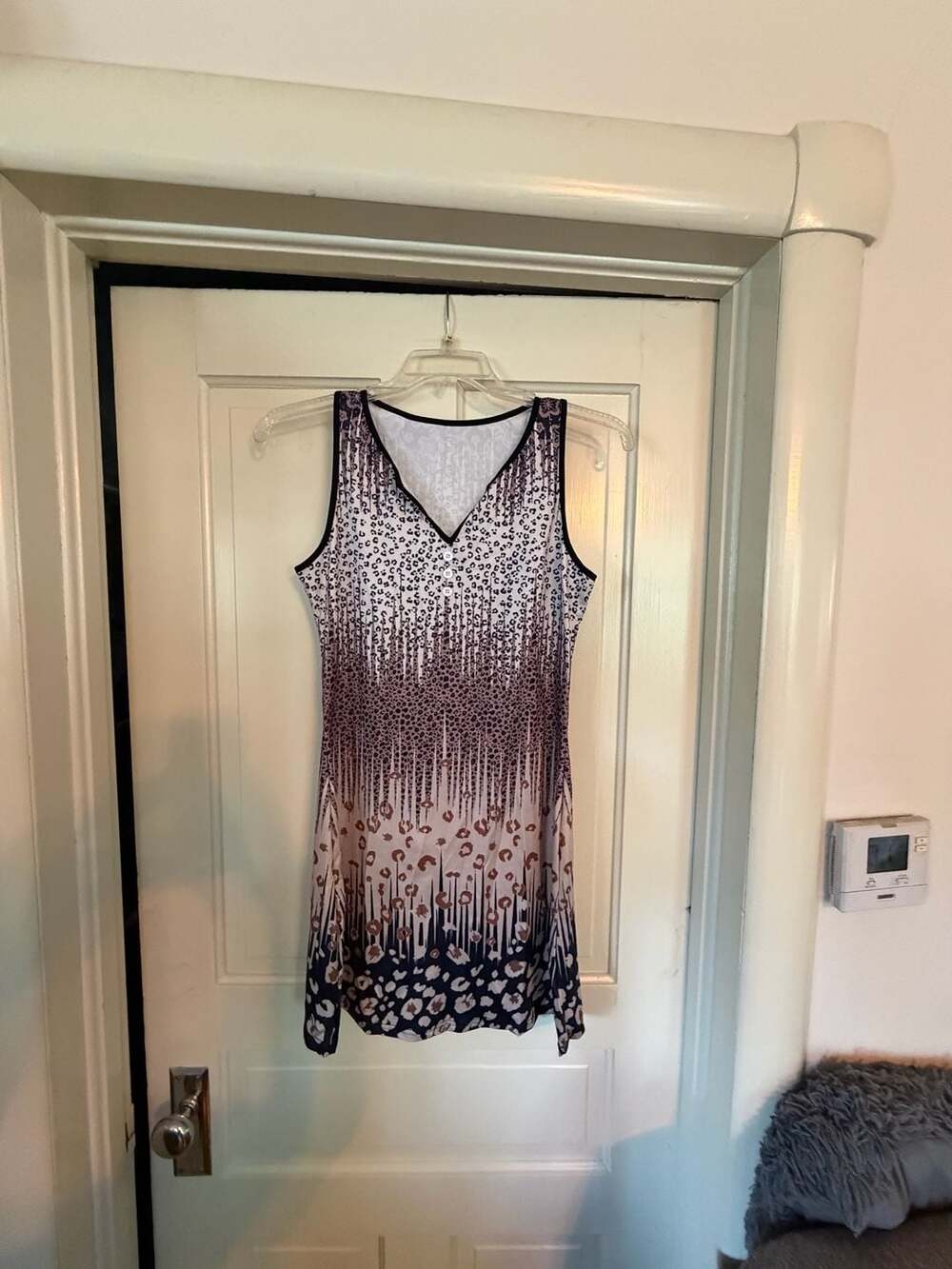 Leopard Print Sleeveless Dress Size M V-Neck Polyester Spandex